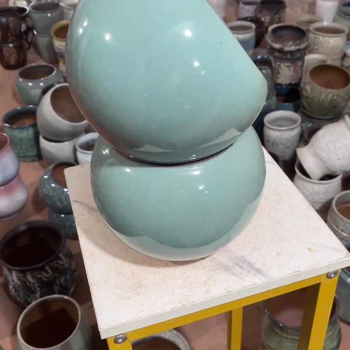 紫砂花盆口径14高度16两只正品