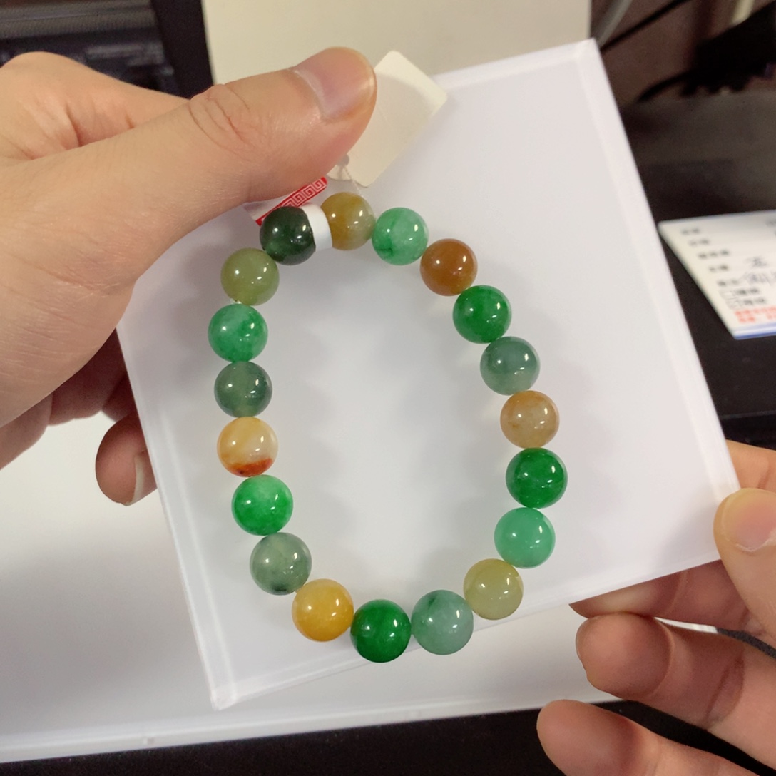 翡翠未镶嵌颈饰手串