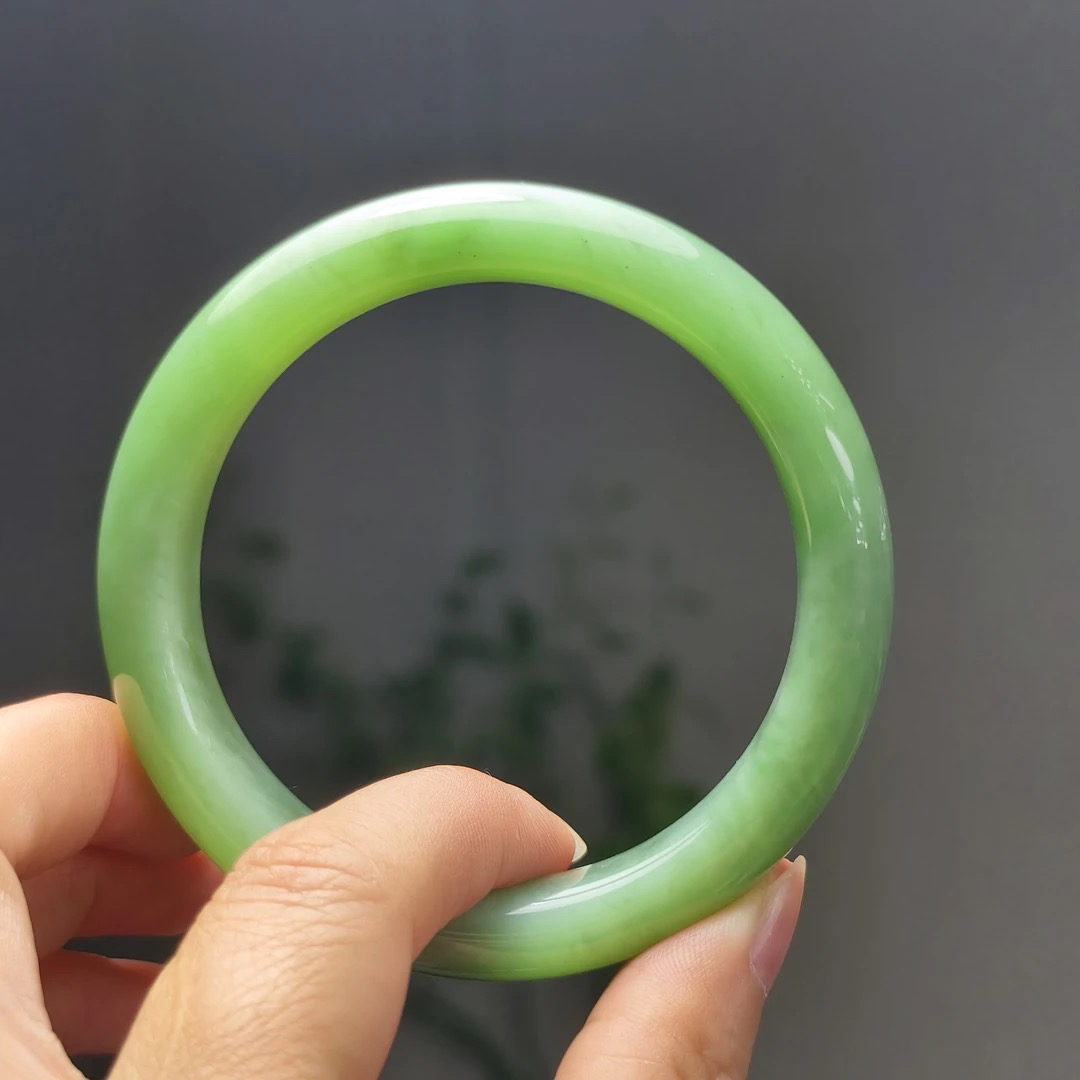 和田玉碧玉猫眼手镯57–58圈口