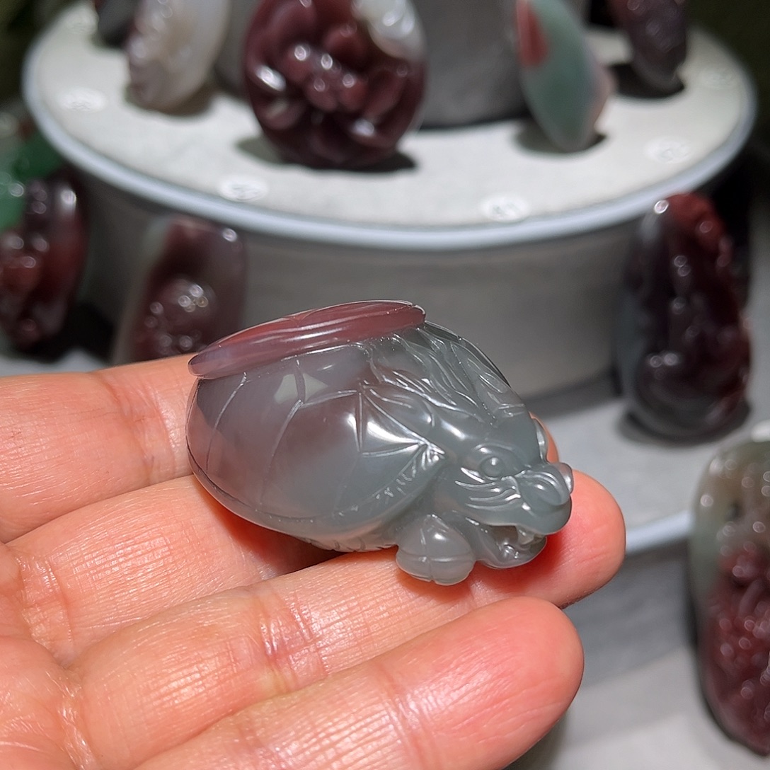 努***存玛瑙/玉髓未镶嵌颈饰