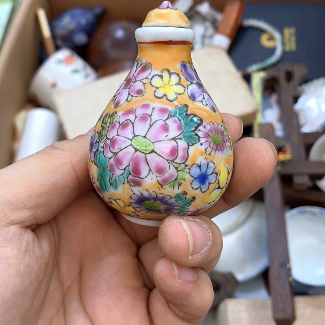 瓷片哈哈佳慧哈哈哈佳慧