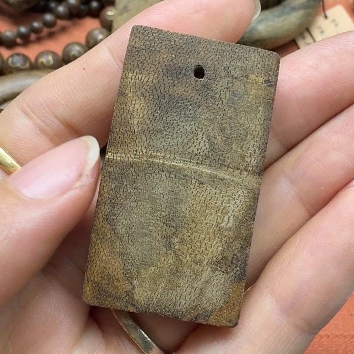 大叶紫檀（黑酸枝木类）