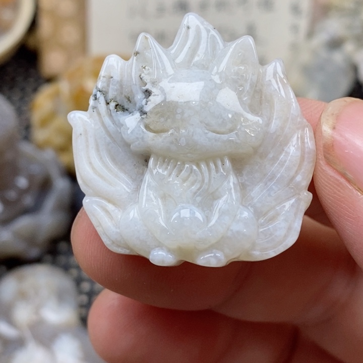 颈饰未镶嵌硅化珊瑚（珊瑚玉）有瑕 小