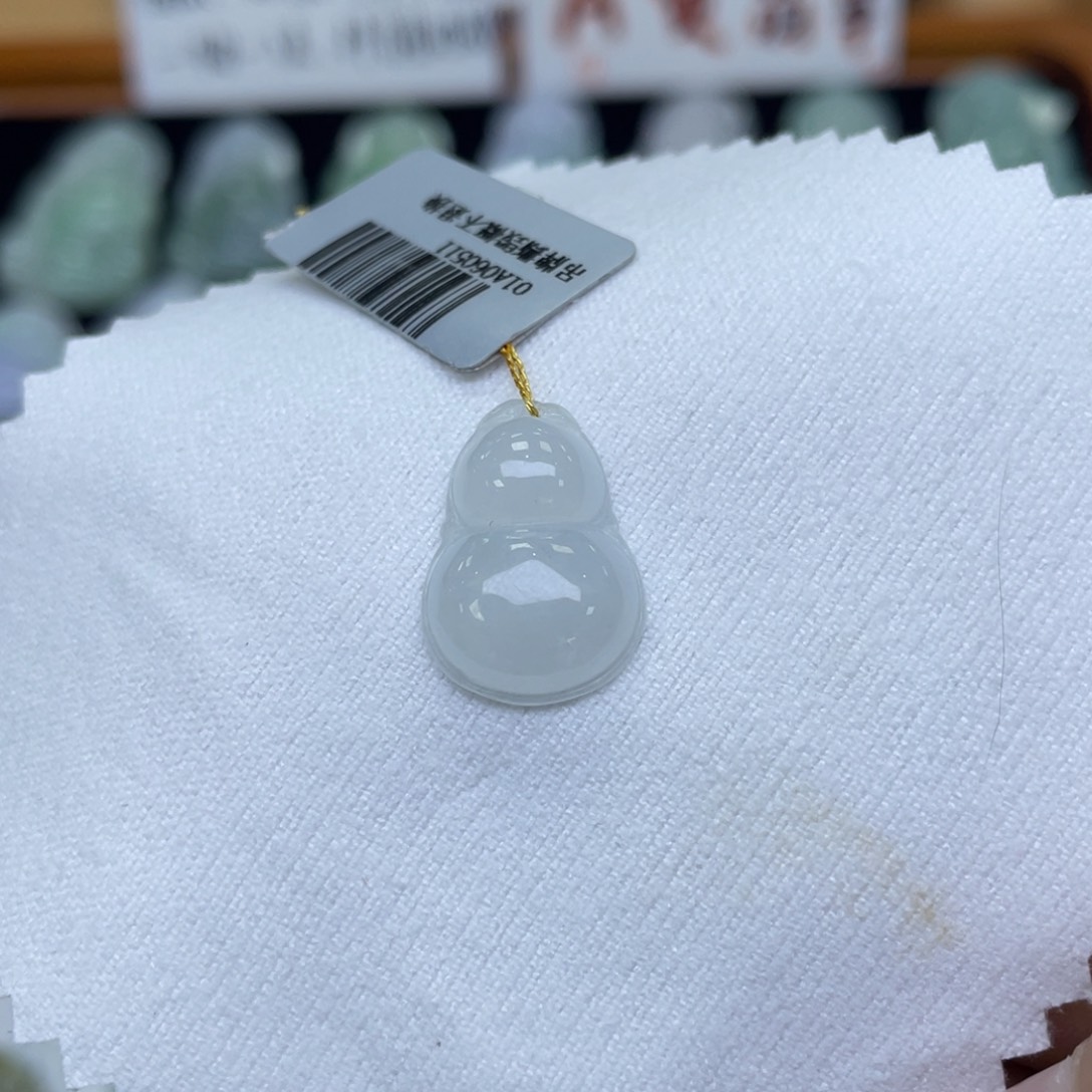 颈饰未镶嵌翡翠葫芦