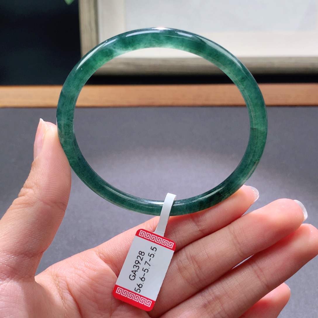 翡翠手镯未镶嵌天然翡翠手镯叮当镯