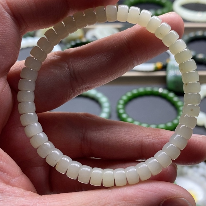 和田玉手链未镶嵌