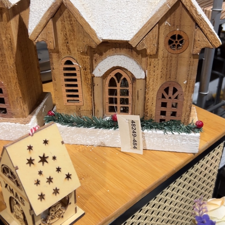 R****外贸孤品，默认瑕疵