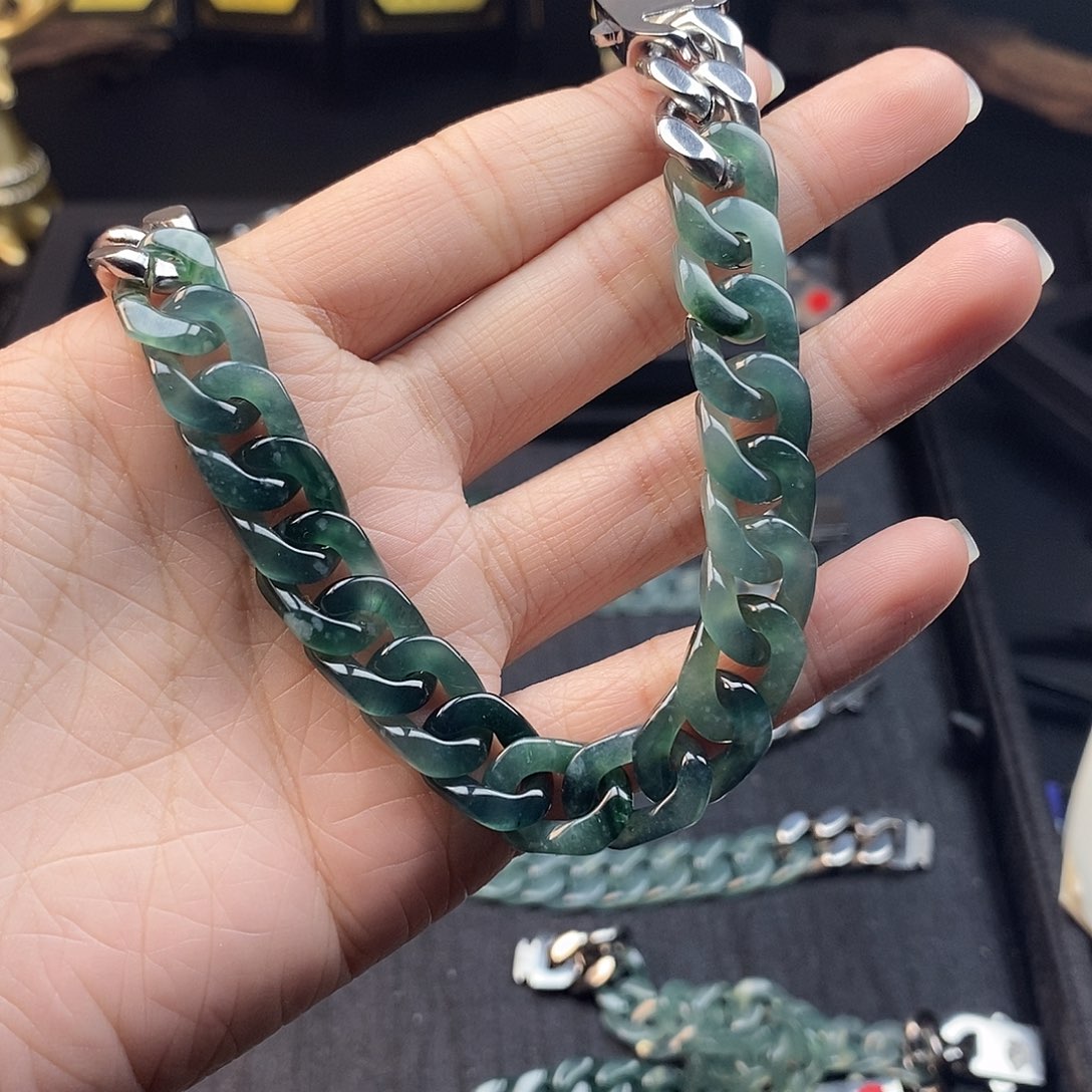 骐***骐翡翠未镶嵌手链翡翠手链
