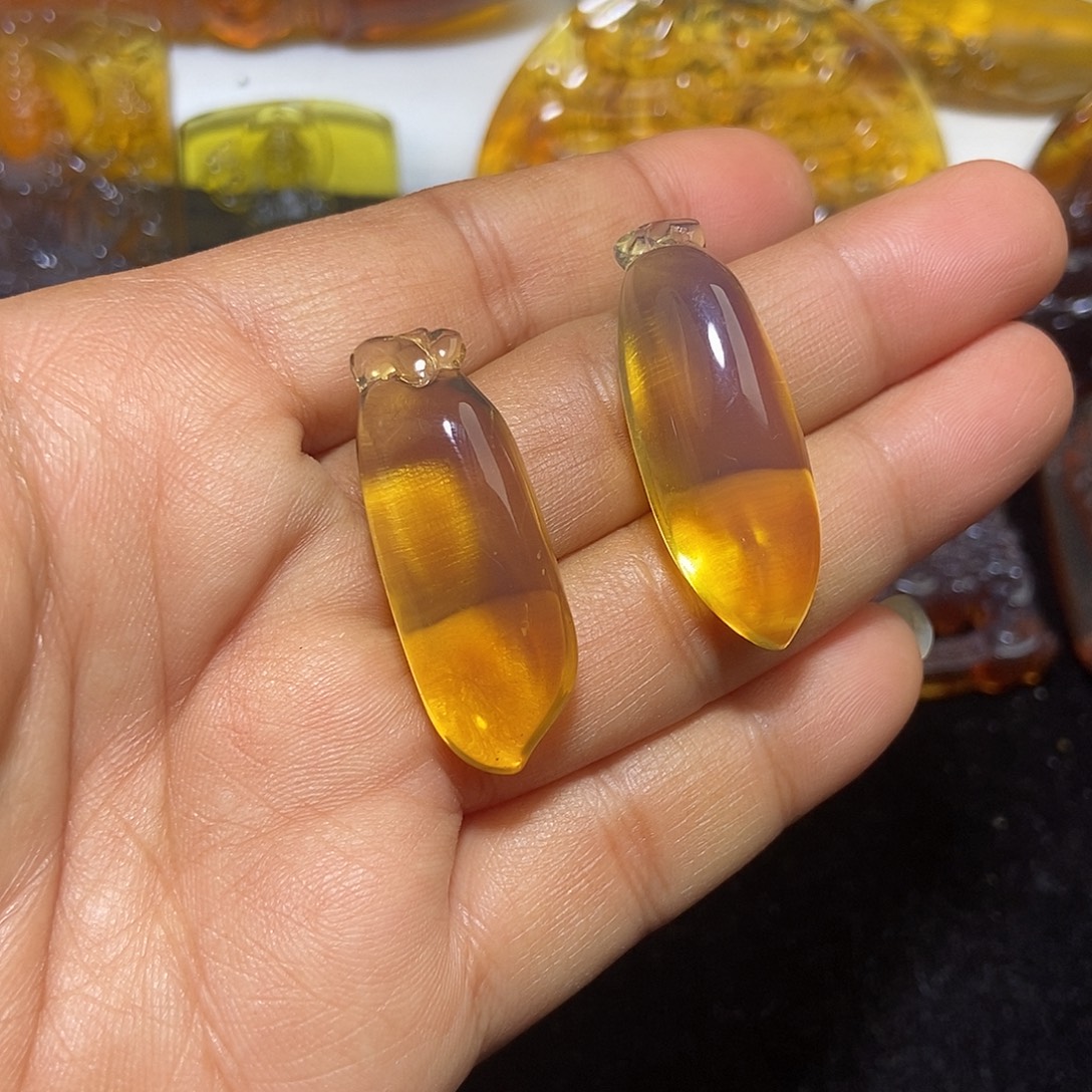 琥珀未镶嵌颈饰缅甸天然琥珀吊坠