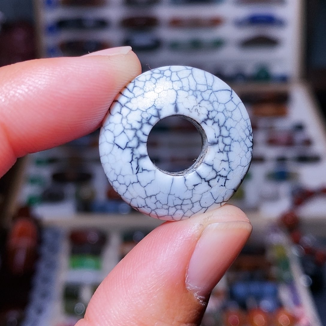 玛瑙吊坠未镶嵌….