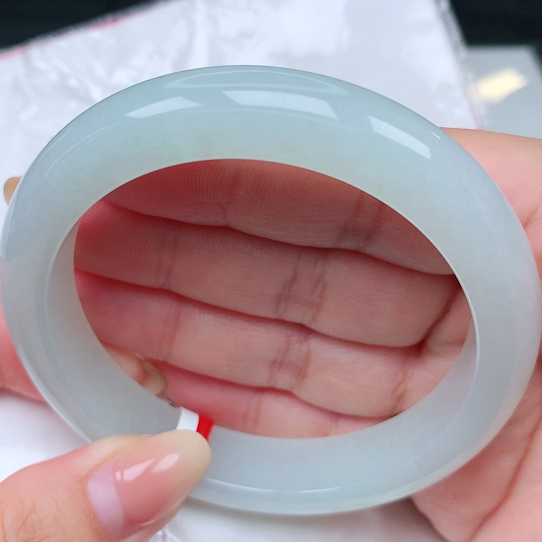 未镶嵌手镯翡翠25浅绿底 素圈