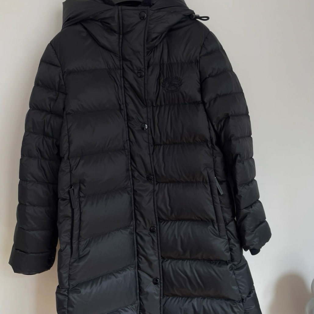 99新 BURBERRY/博柏利 黑色长款羽绒服/M码/A03947