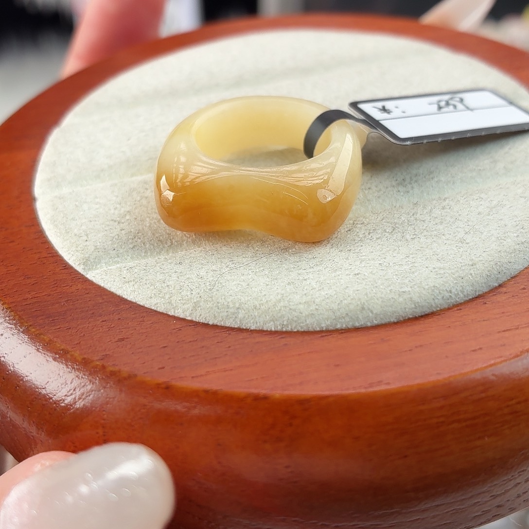 和田玉未镶嵌戒指r23焦糖布丁猫耳16.7