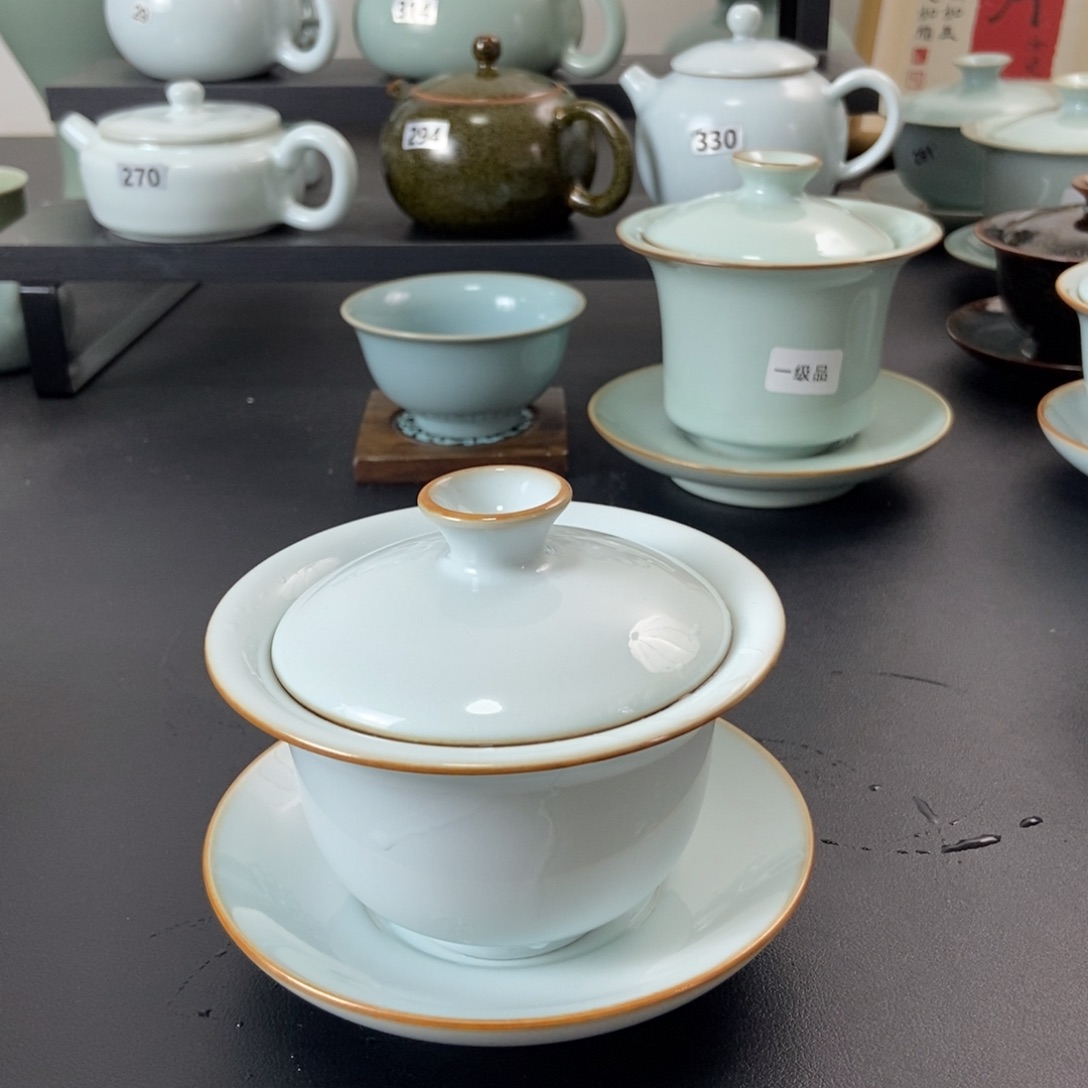 攰***壶一级品月白釉元宝盖碗