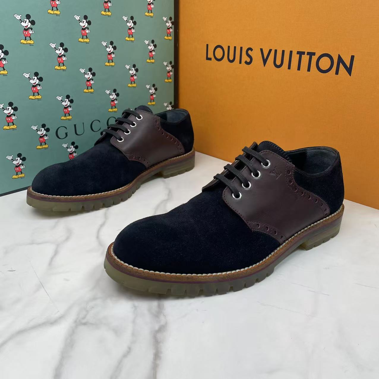 95新 LouisVuitton/路易威登 黑色麂皮经典潮流正装百搭皮鞋/40码