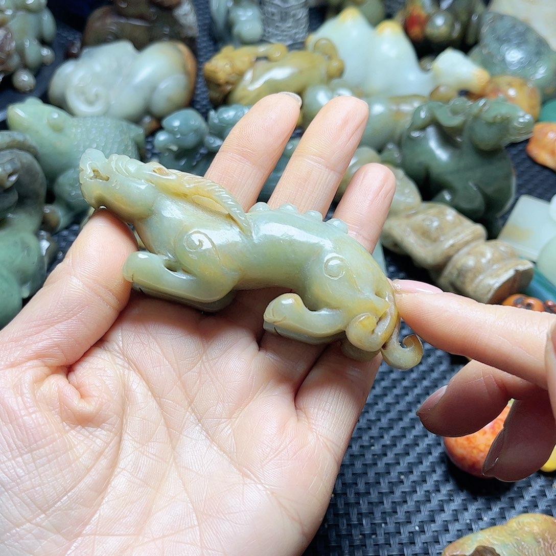 白玉菩提吊坠摆件