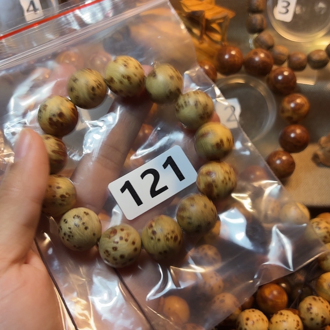 人***心柏木（崖柏）崖柏双色1.8满留疤生料—121