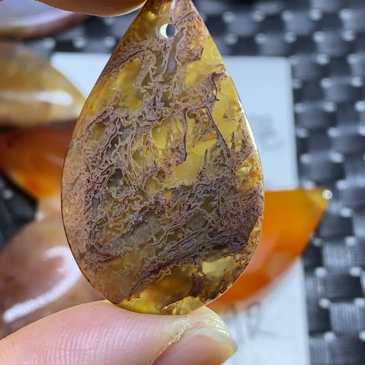 玛瑙/玉髓颈饰未镶嵌