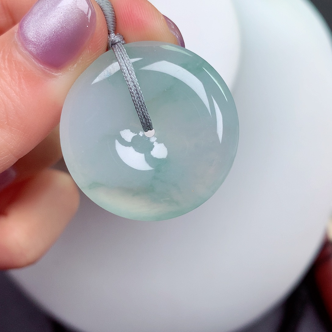 翡翠未镶嵌颈饰平安扣 28.8-6.2