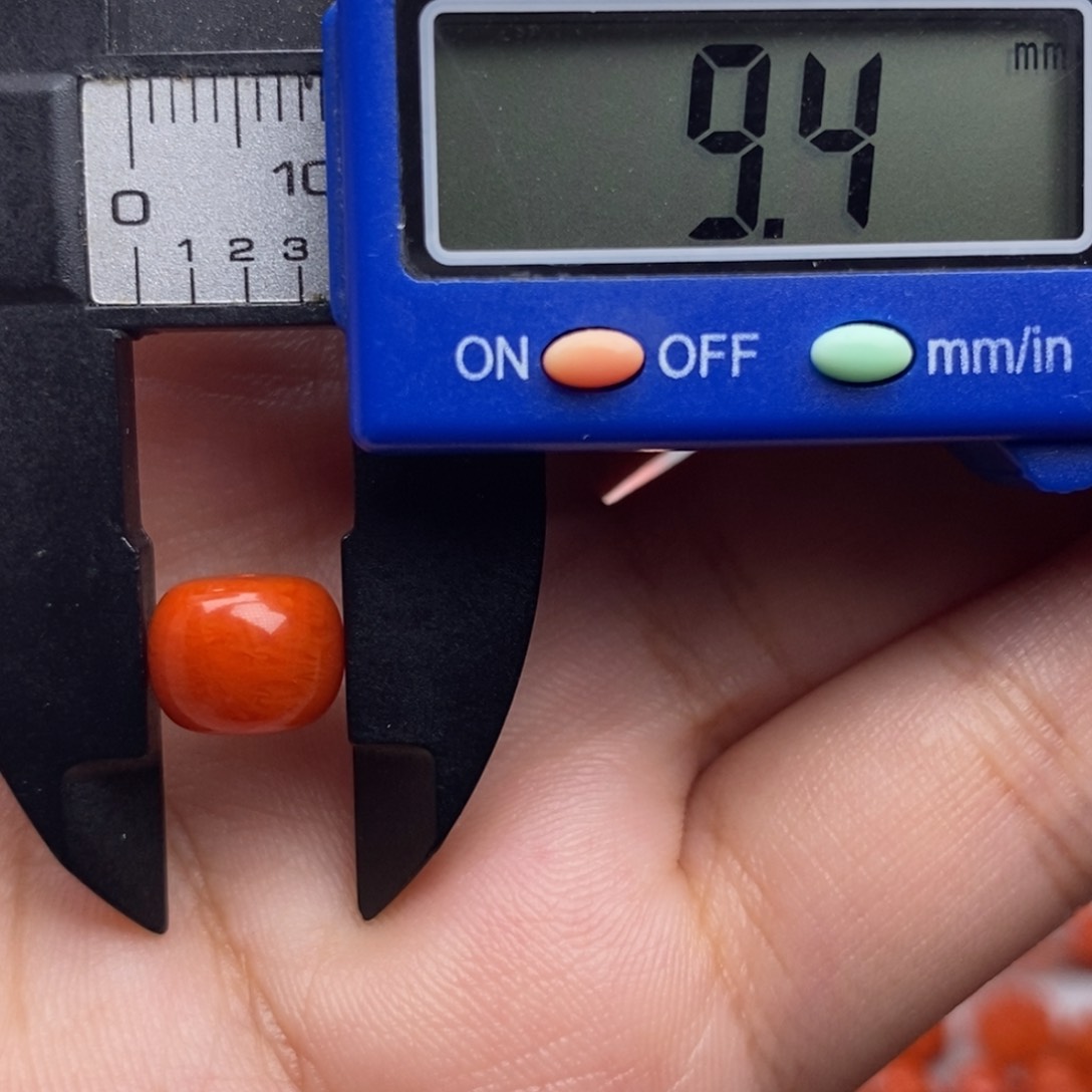 南红玛瑙配饰未镶嵌有瑕疵