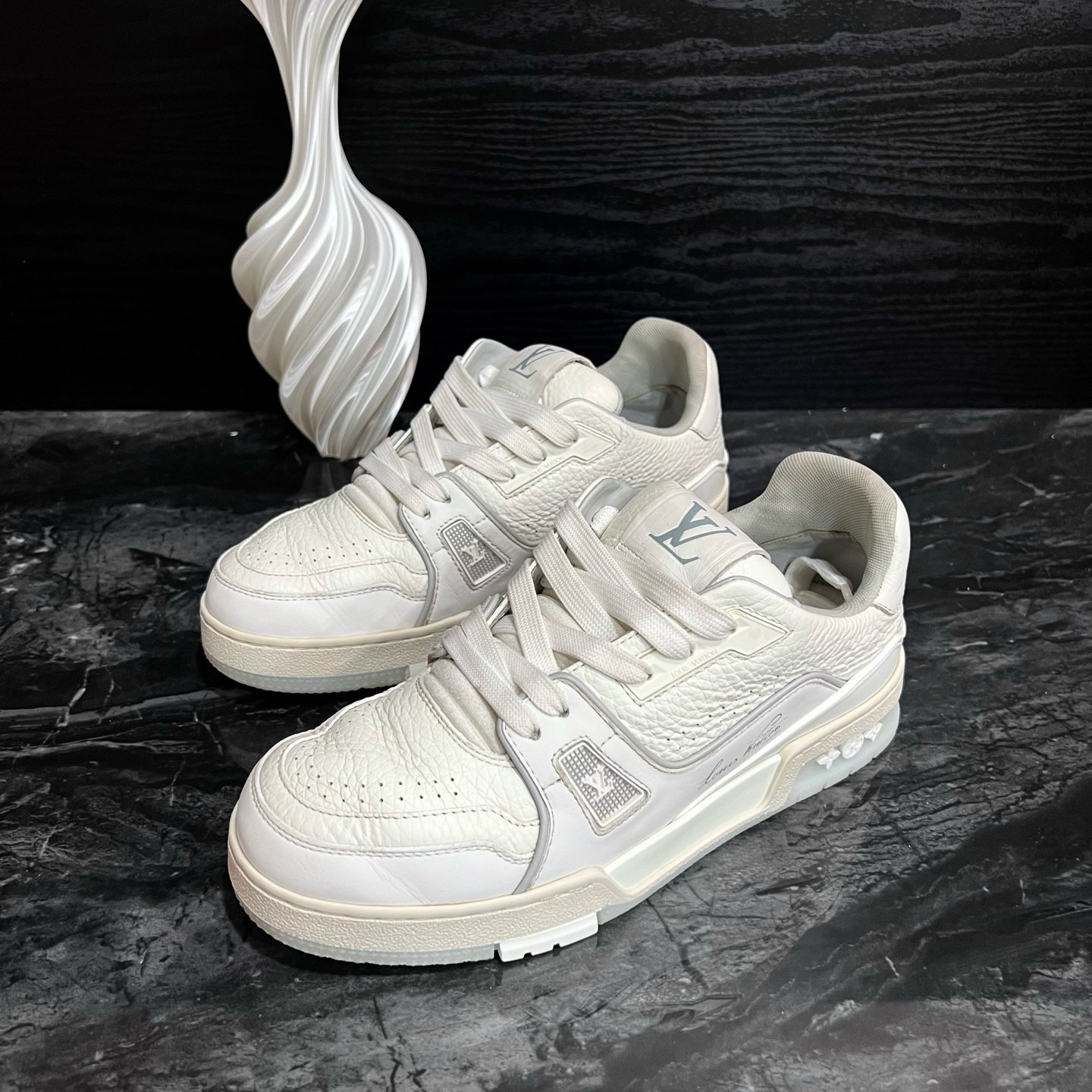 95新 LouisVuitton/路易威登 2050/38码/白水泥拼接Trainer板鞋