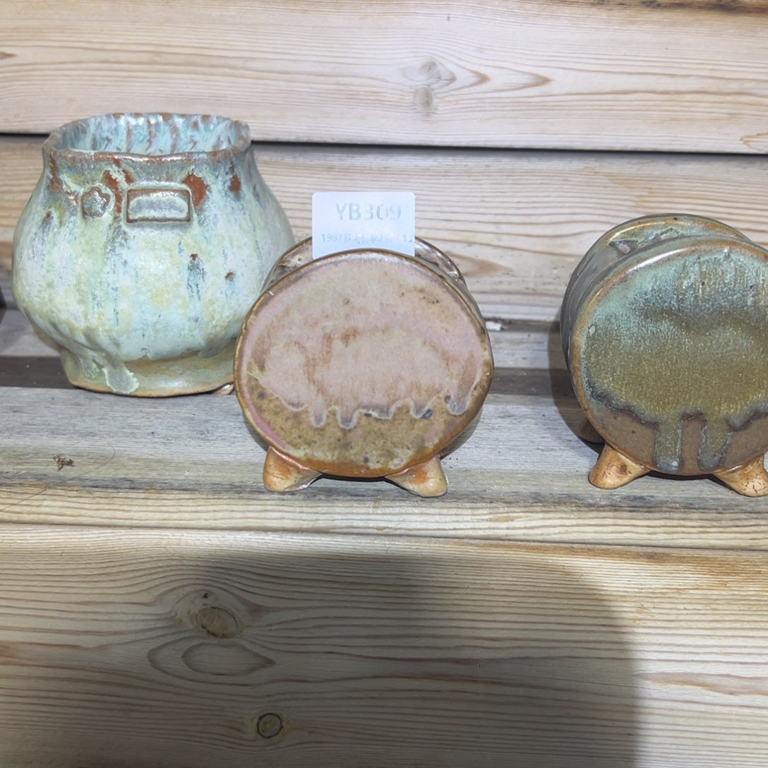 兔***字1987植物花盆YB309