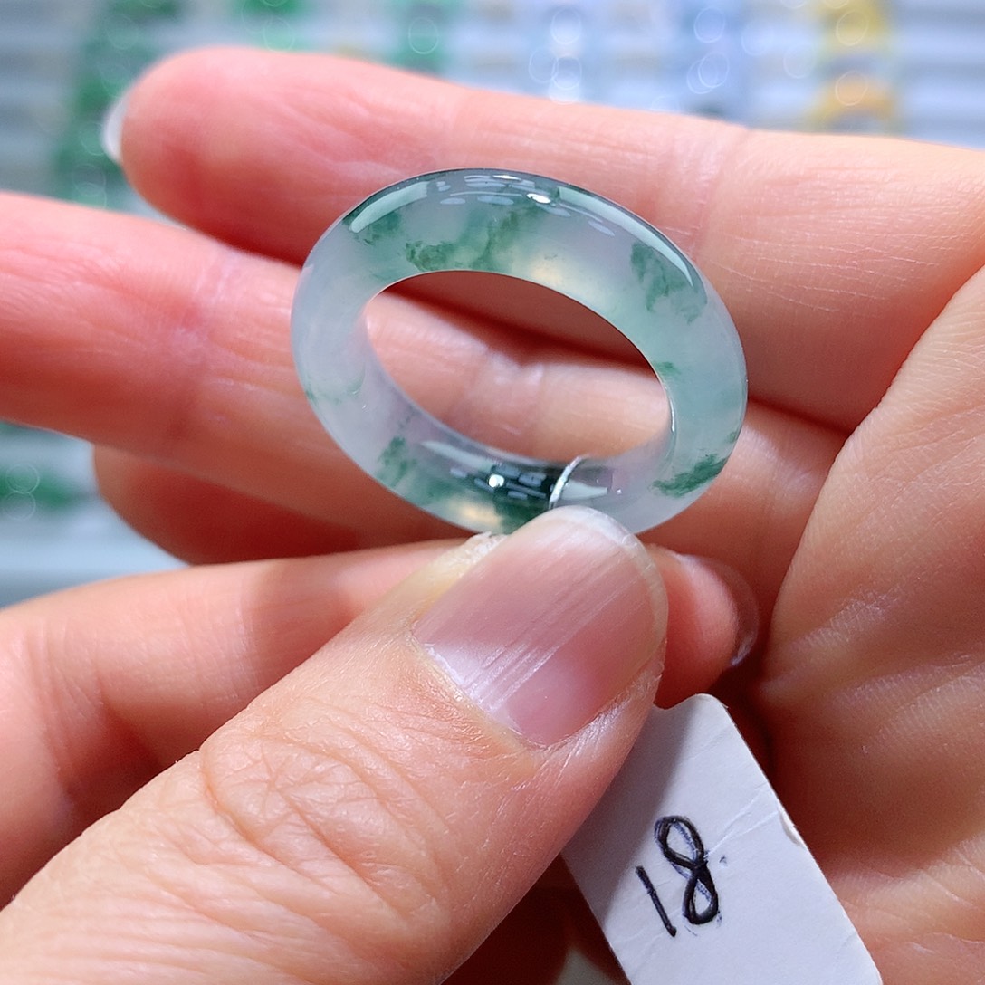 翡翠戒指未镶嵌18号