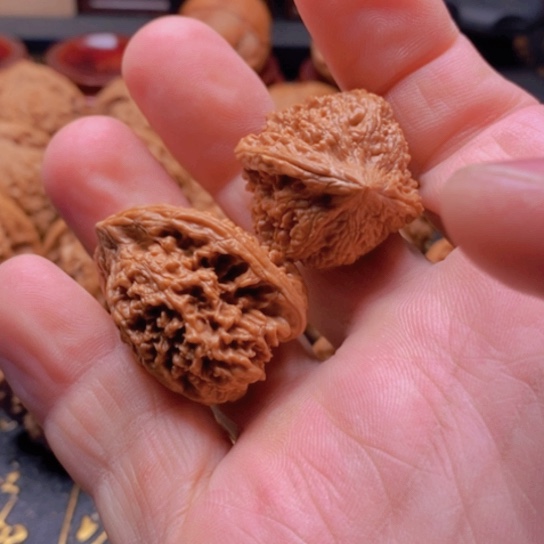 H****文玩满天星狮子头30尺寸全品
