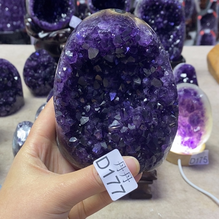 水晶大型摆件（非配饰）未镶嵌