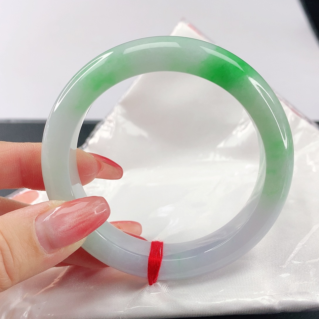 翡翠手镯未镶嵌翡翠004