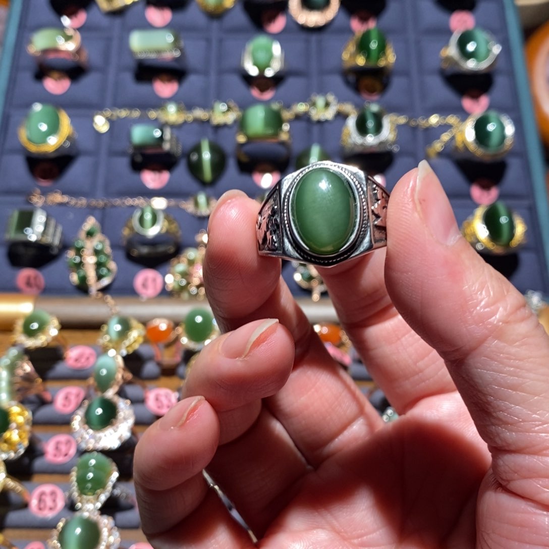 和田玉戒指未镶嵌