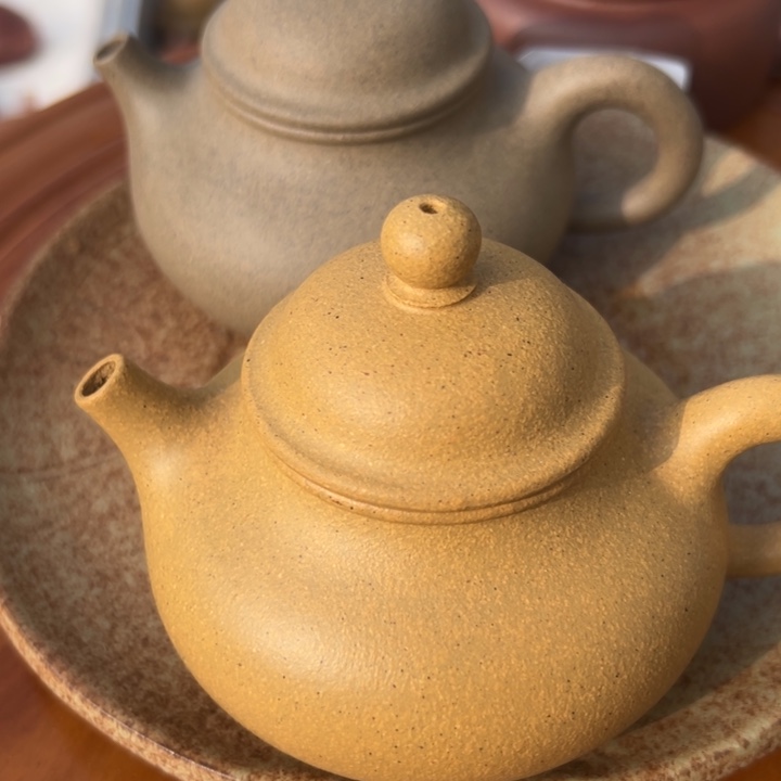 茶壶紫砂黄金段小容天150cc
