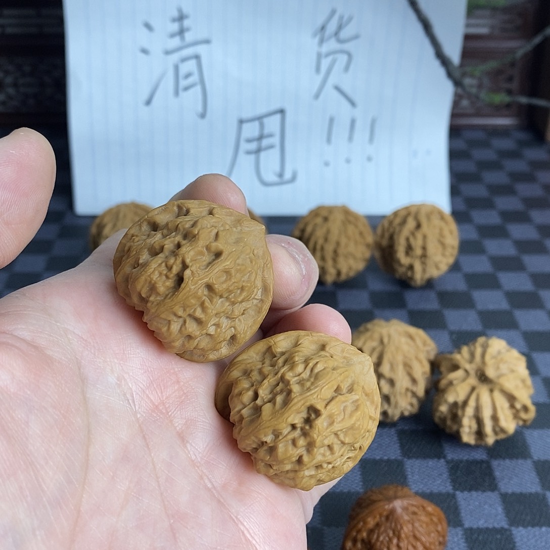 世***得桃核把件35门头沟元宝