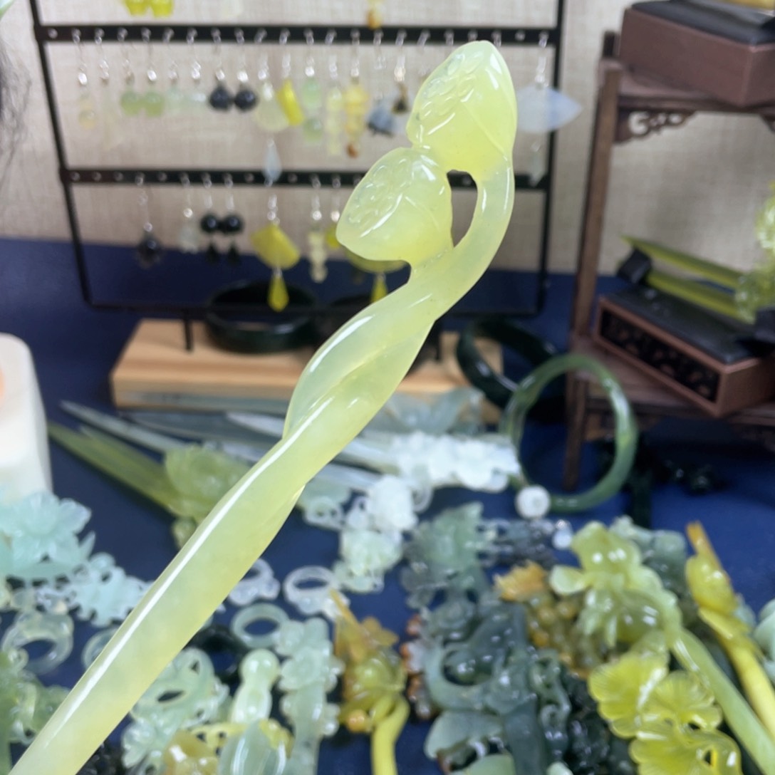 蛇纹石玉发饰未镶嵌