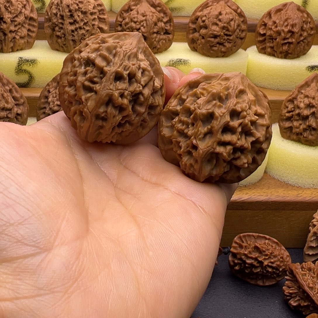 文玩核桃把件水晶灯篓手把件38特价