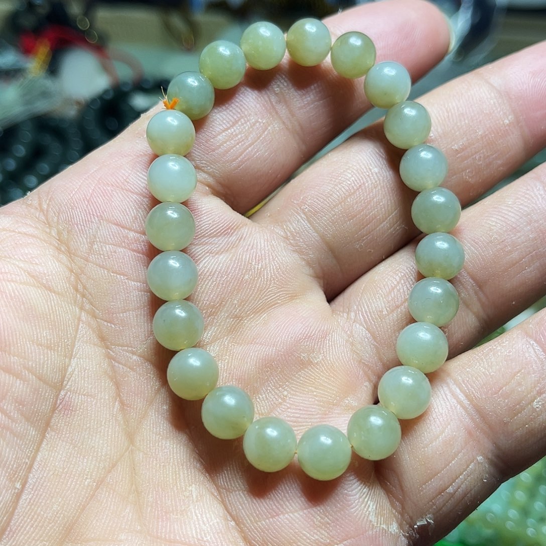 和田玉（青白玉）未镶嵌手链