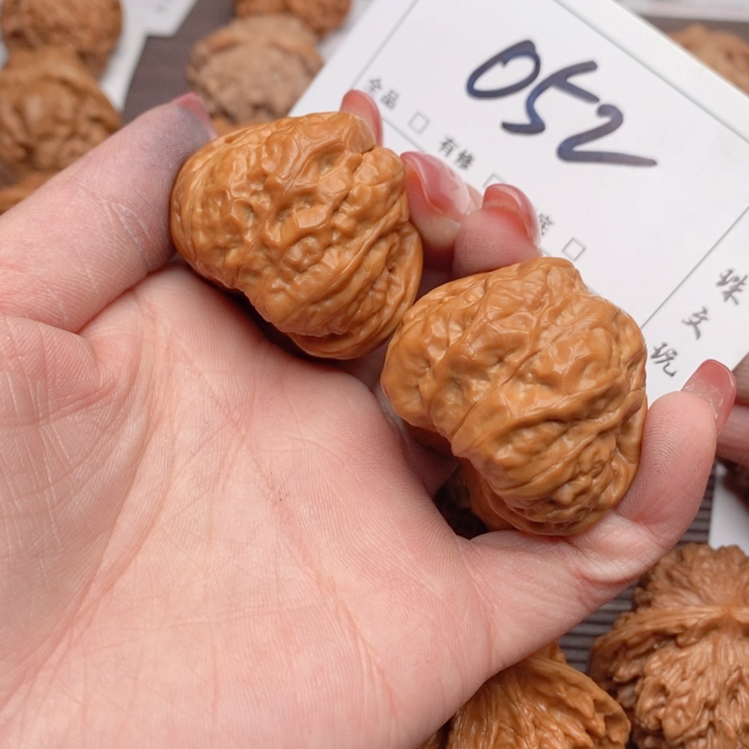 文玩核桃吊坠39蛤蟆052