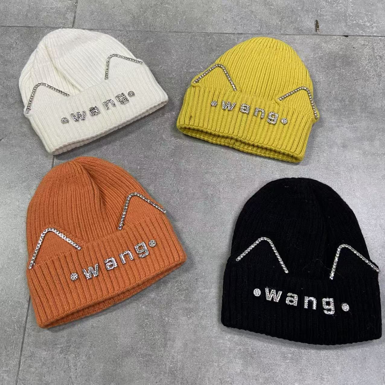 字母冬季复古港风极简风帽子秋冬欧若精灵风   DZ250901