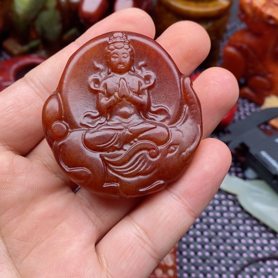 蛇纹石玉颈饰未镶嵌