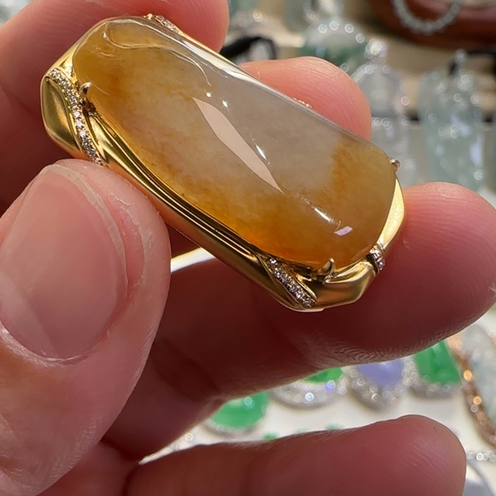 定制翡翠18K金镶嵌天然缅甸翡翠a货