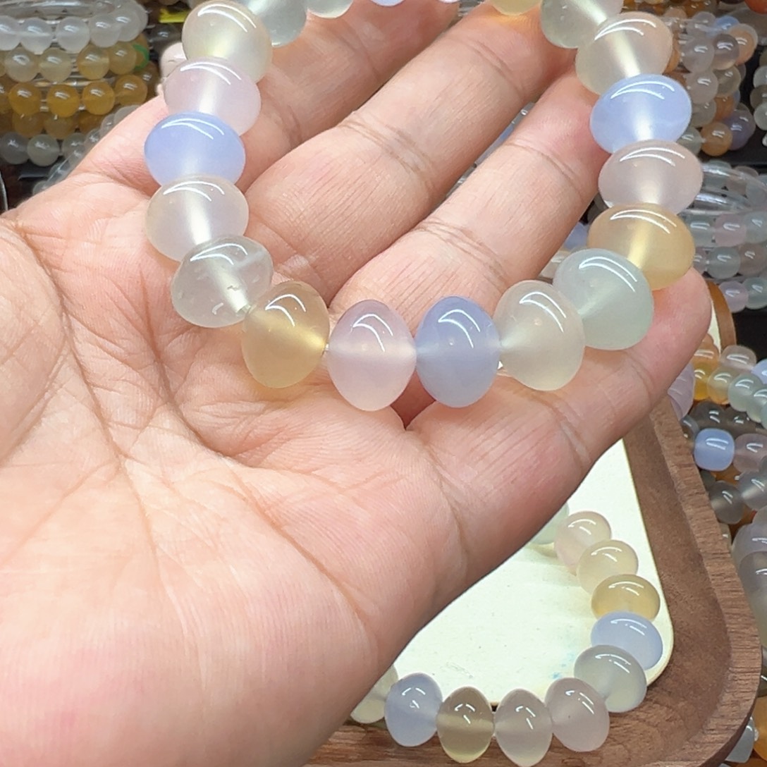 玲***阁玛瑙/玉髓未镶嵌手链