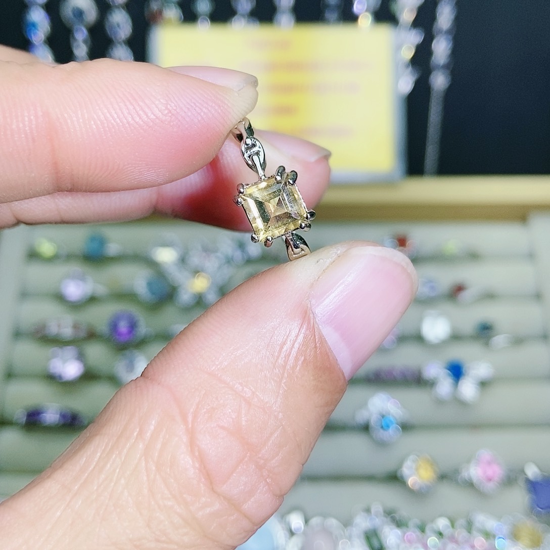 【闪购商品】未镶嵌戒指黄晶