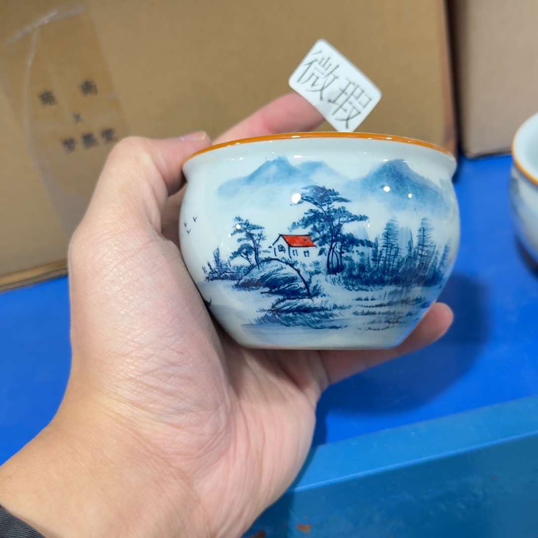 釉下手绘茶具微瑕