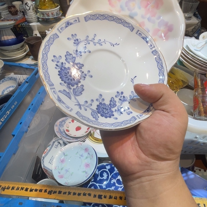 瓷片时*～箱なしでいいので お値下げ可能でしょうか？