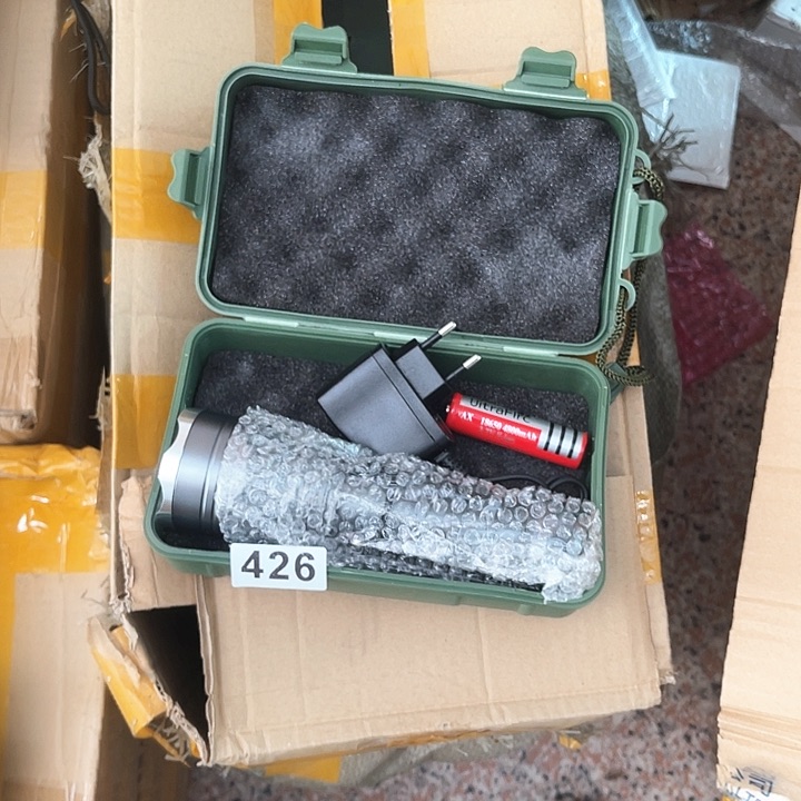 强光定焦手电426