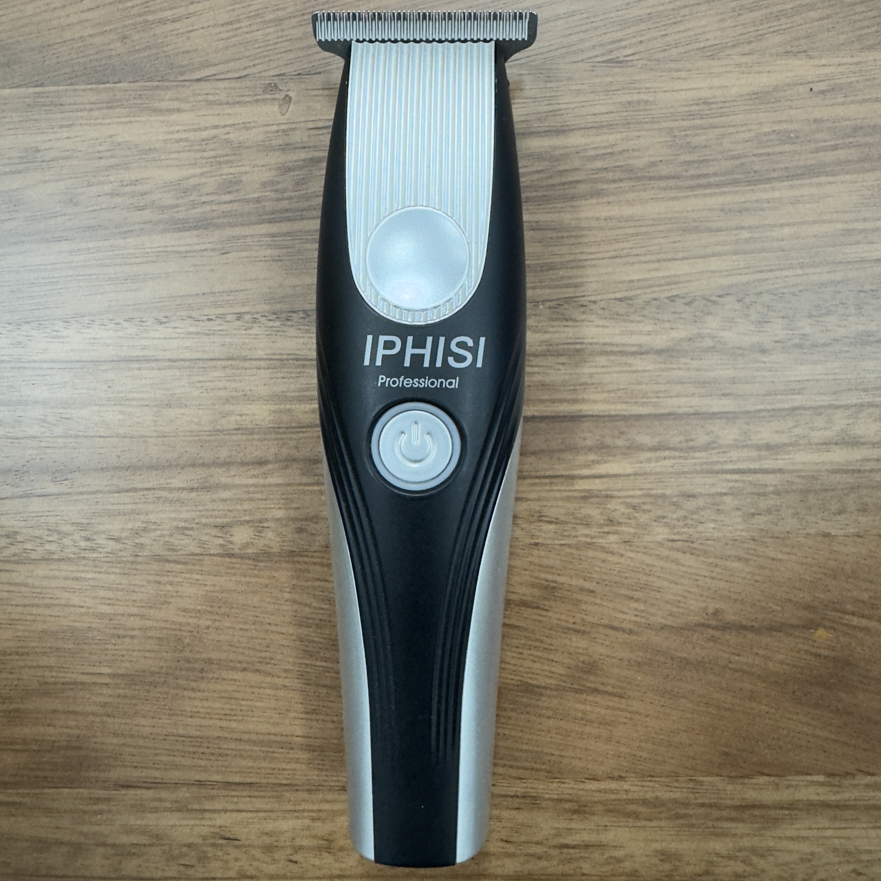 爱飞丝511小雕刻推理发店发型师剪发廊