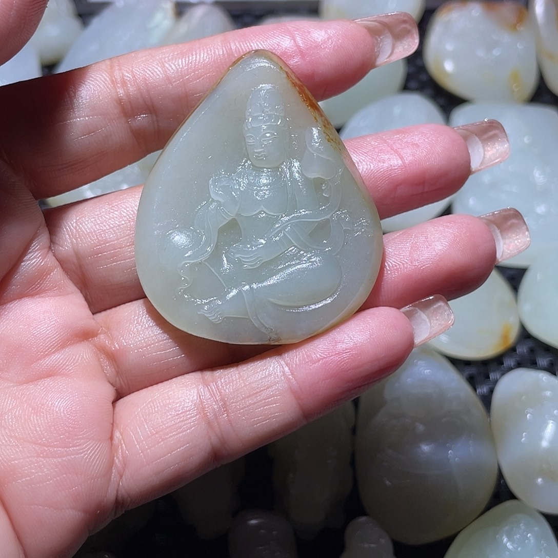 和田玉未镶嵌挂件