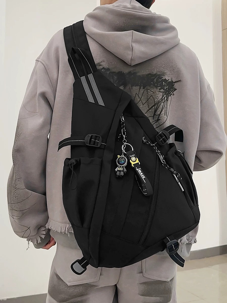 男士双肩包包拉链软防水撞色双根运动胸包潮酷日系休闲风