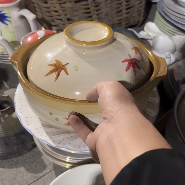 瓷片陶瓷盘子碗哈都有