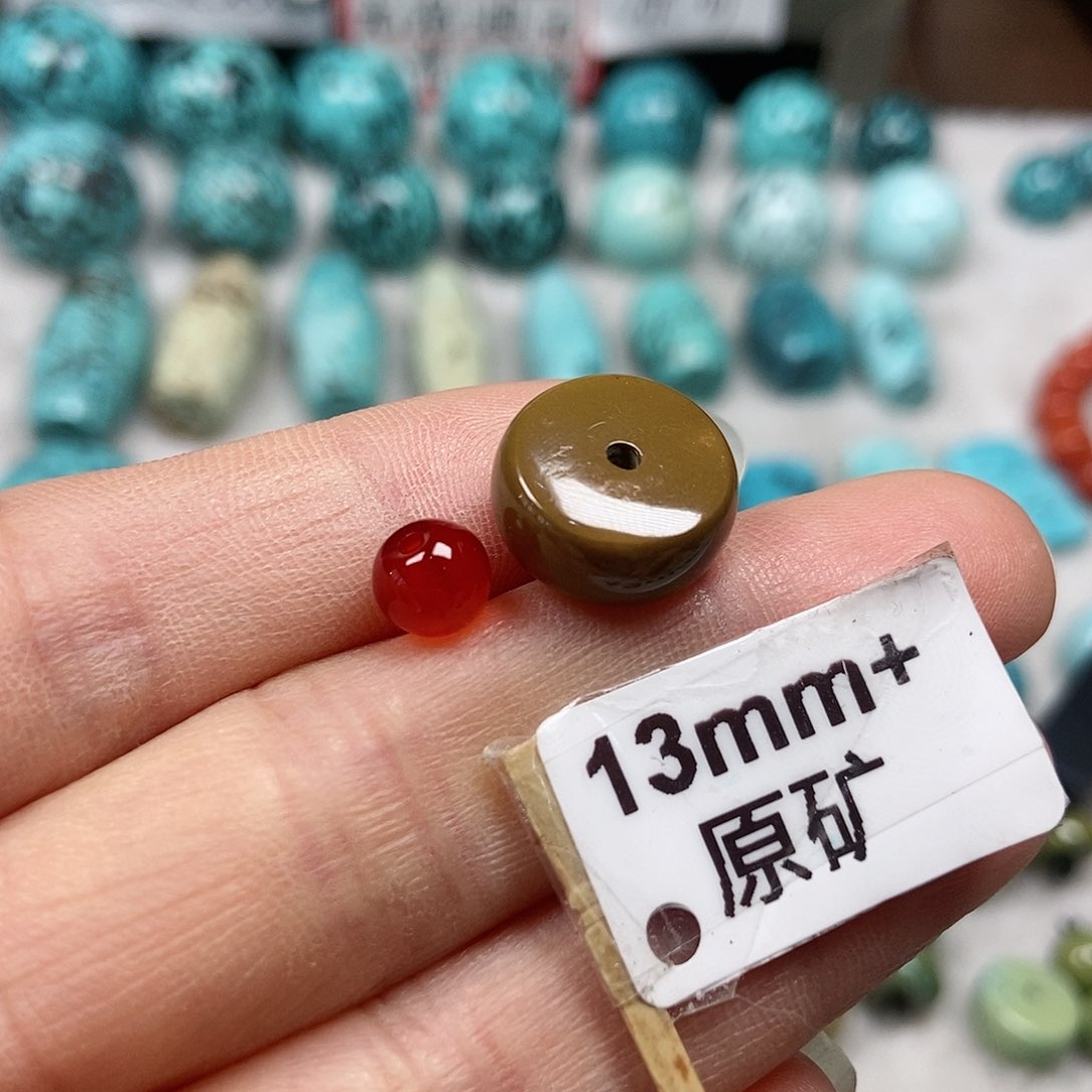 南红玛瑙未镶嵌珠宝半成品